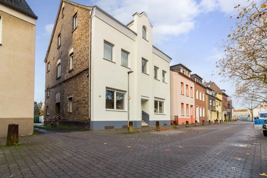 Frisch renoviert! Willkommen in Ihrem neuen Zuhause! - Haus kaufen in Hamm - Großzügiges 3-Familienhaus mit Geschichte im Herzen von Hamm - nur 1.240€/m²!