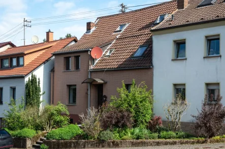 Vorderansicht - Haus kaufen in Riegelsberg - Hier läßt sich's gut leben!