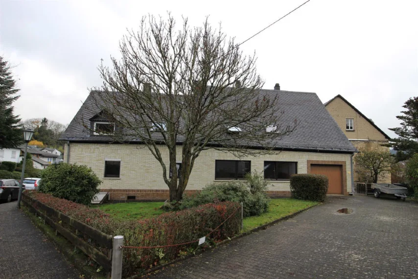 Großzügiges Einfamilienhaus in Hottenbach immobilie1