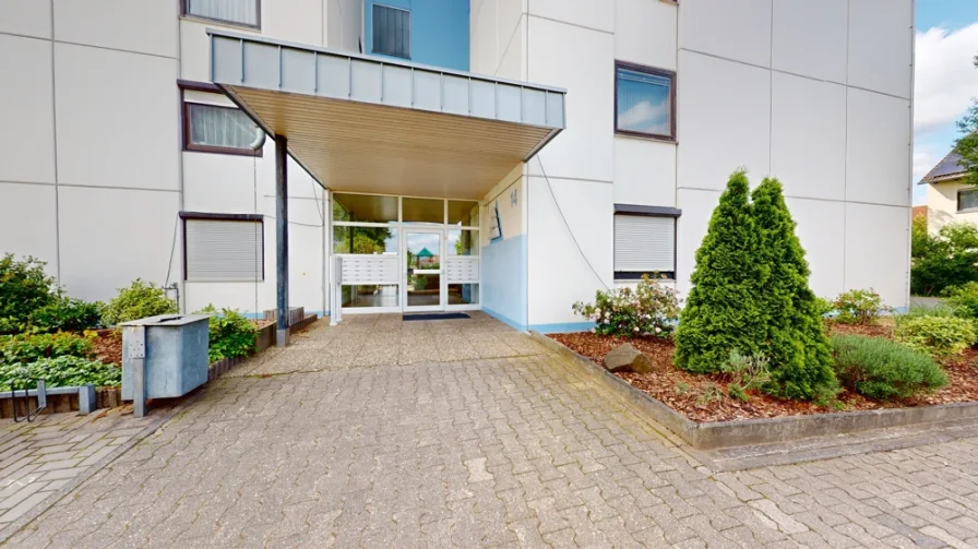 Außenansicht - Wohnung kaufen in Ingelheim am Rhein - 3 ZKB Erdgeschosswohnung mit Terrasse und Außenstellplatz zum Kauf in Ingelheim-West