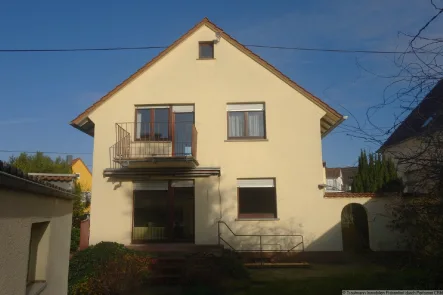 Rückansicht - Haus kaufen in Heidesheim - FREISTEHENDES EINFAMILIENHAUS IN HEIDESHEIM!