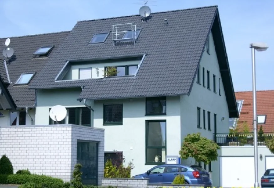 Foto Haus - Haus kaufen in Jülich - 3-Parteien-Haus in Jülich-Barmen - Baujahr 2005 - TOP-Zustand! Energieeffiz.-Klasse A