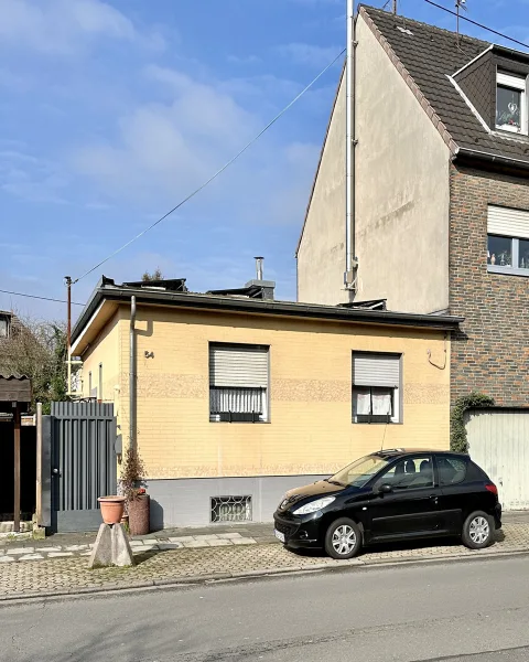 Frechener Weg - Haus kaufen in Köln - Einfamilienhaus mit Potenzial!