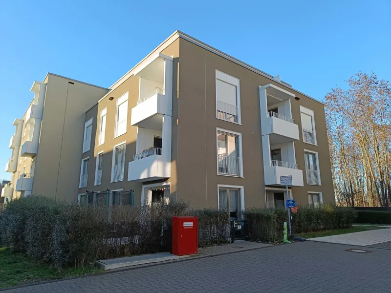 Titelbild - Wohnung kaufen in Köln / Junkersdorf - Moderne Eleganz in Köln-Junkersdorf: Ihr neues Zuhause inklusive TG-Stellplatz in Bestlage!