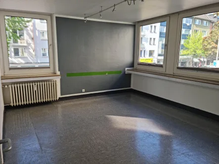  - Büro/Praxis mieten in Köln - Helle Büroetage/Praxis in Köln-Kalk (Kapelle)