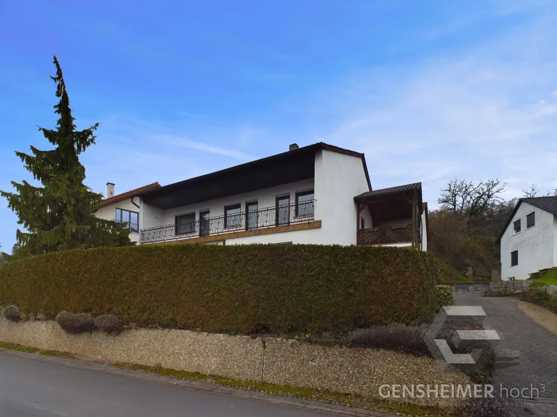 Startbild - Haus kaufen in Gleiszellen-Gleishorbach / Gleishorbach - Wohnen in bester Lage: Einfamilienhaus mit idyllischem Garten und traumhafter Aussicht