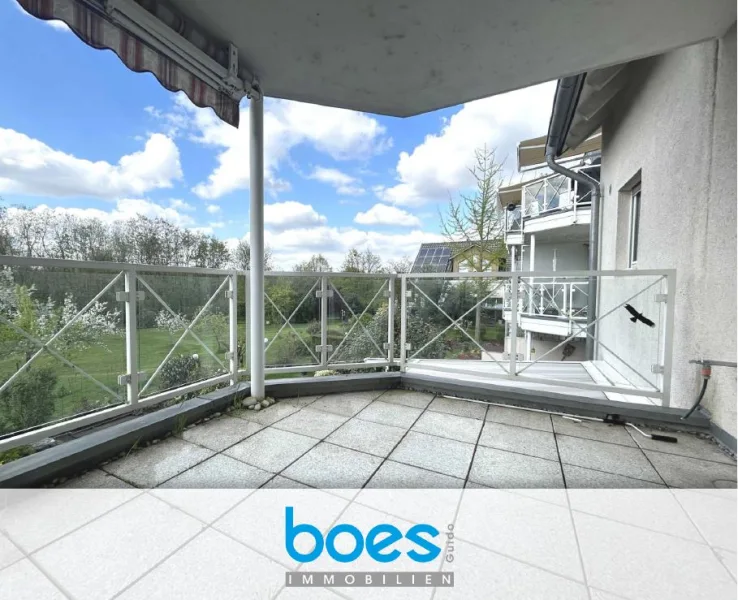 Balkon mit Panoramablick - Wohnung kaufen in Langenfeld - Ruhiges Wohnen mit Panoramablick !!!