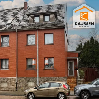 Hausansicht - Haus kaufen in Stolberg (Rheinland) - Einfamilien-Doppelhaushälfte mit Pkw-Stellplatz und Garten Stolberg - Münsterbusch!