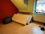 Schlafzimmer DG