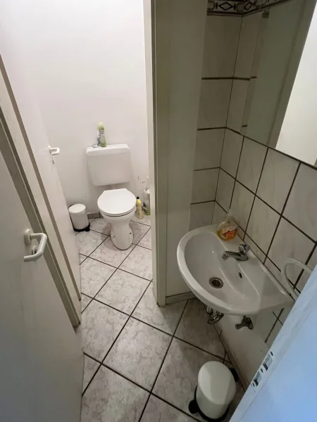 WC Gewerbefläche EG