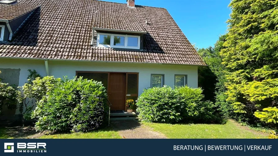 Hausansicht - Haus kaufen in Bielefeld - In guter Gesellschaft von Hoberge Uerentrup