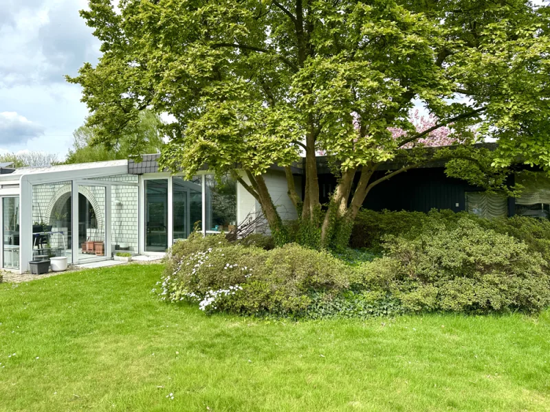 Wintergarten Haupthaus - Haus kaufen in Leopoldshöhe - Bungalow mit Poolhaus und Gästehaus