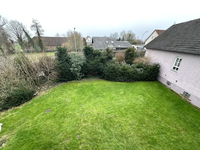 Garten hinten