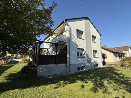 Garten - Haus kaufen in Undenheim - Sie suchen ein Haus mit großem Grundstück in ruhiger Lage? Das könnte Ihr neues Zuhause werden!