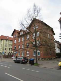 Straßenansicht 1 - Haus kaufen in Gotha - Haushälfte mit 4 Wohneinheiten in Gotha-Ost