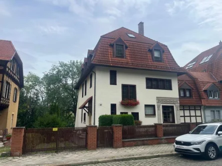 Titelbild  - Wohnung kaufen in Erfurt - Eigentumswohnung mit Altbau-Charme - Kernsaniert 