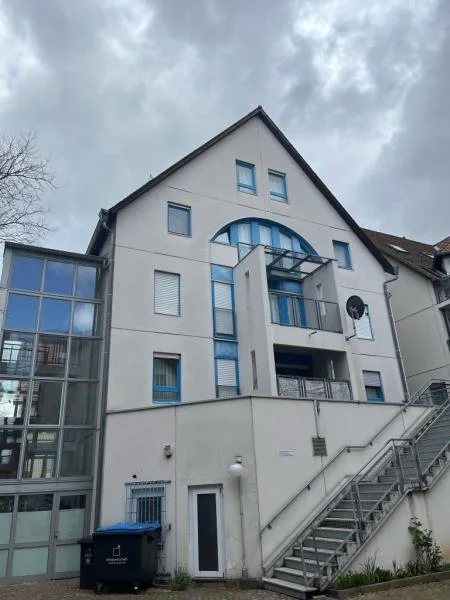 Ansicht vom Innenhof - Wohnung kaufen in Sindelfingen - Moderne 5-Zimmer- Eigentumswohnung in zentraler Lage von Sindelfingen