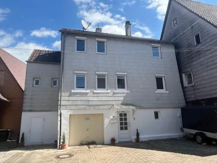 Außen+1 - Haus kaufen in Ötisheim - Schönes kleines Einfamilienhaus im Ortskern von Ötisheim….