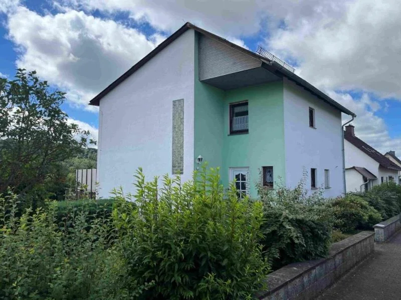 Exposé-Ansicht - Haus kaufen in Lichtenfels - Perfektes Haus für die junge Familie!