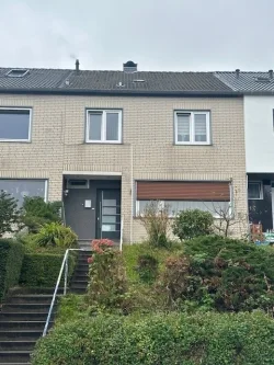 Außenansicht 1 - Haus kaufen in Heiligenhaus - Charmantes Reihenmittelhaus für Kapitalanleger/Eigennutzer