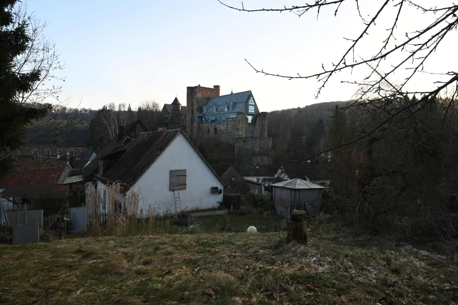 Grundstück Ansicht 1 - Grundstück kaufen in Greifenstein - Schönes Baugrundstück mit unverbautem Blick auf Burg Beilstein