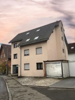 Außenansicht 1 - Zinshaus/Renditeobjekt kaufen in Herrenberg - Charmantes Mehrfamilienhaus für Kapitalanleger und Eigennutzer