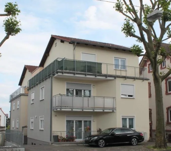 Hausansicht - Wohnung kaufen in Friedrichsdorf - Moderne 3 Zimmerwohnung in Friedrichsdorf