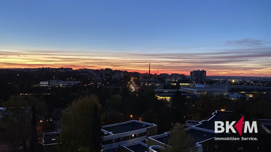 Blick von der Dachterrasse - Wohnung kaufen in Böblingen - Elegante Maisonette-Wohnung mit herrlicher Aussicht