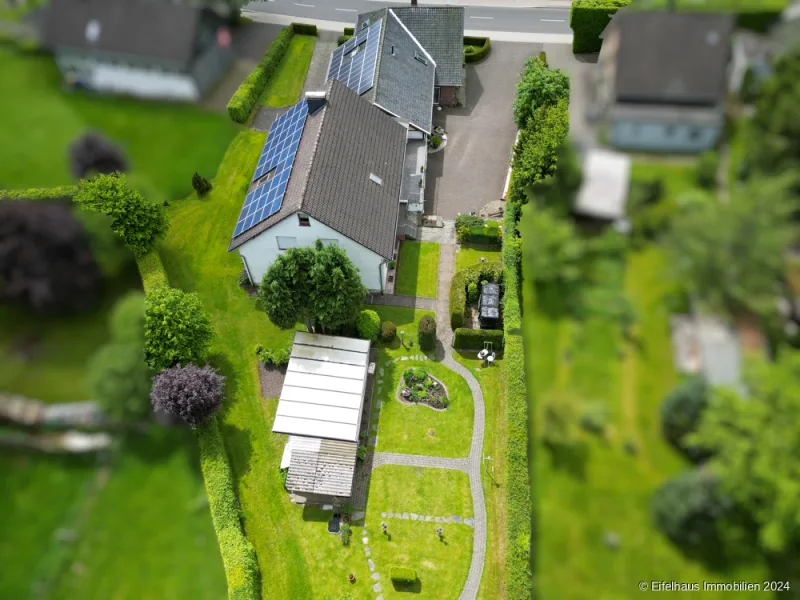 Luftansicht Garten - Haus kaufen in Monschau / Kalterherberg - Investment der Extraklasse Nähe Monschau, 3.315 m² Grundstück, zwei Gebäude, Garagen, Photovoltaik..