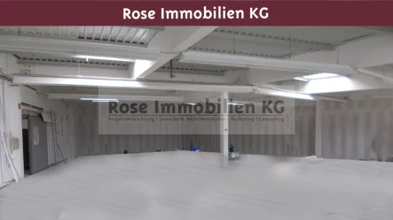 Halle - Halle/Lager/Produktion mieten in Löhne - ROSE IMMOBILIEN KG: Lagerflächen mit  Rampen!