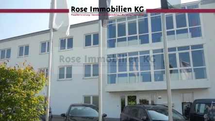 Außenansicht - Büro/Praxis mieten in Vlotho - ROSE IMMOBILIEN KG: Moderne Büroräume nahe der BAB 2 in Vlotho zu vermieten