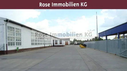 Halle 6 Südseite - Halle/Lager/Produktion mieten in Küstriner Vorland - ROSE IMMOBILIEN KG: Lagerhalle mit 4,7 m Höhe zu vermieten!
