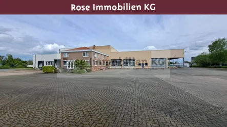 West Ansicht - Halle/Lager/Produktion kaufen in Petershagen - ROSE IMMOBILIEN KG: Gewerbeimmobilie mit mehreren Hallenteilen und Verwaltungsgebäude zu verkaufen!