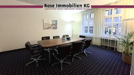 Besprechung - Büro/Praxis mieten in Minden - ROSE IMMOBILIEN KG: Zentrale Büroetage mit Nähe zu behördlichen Stellen wie z.B. Verwaltung und Gericht.