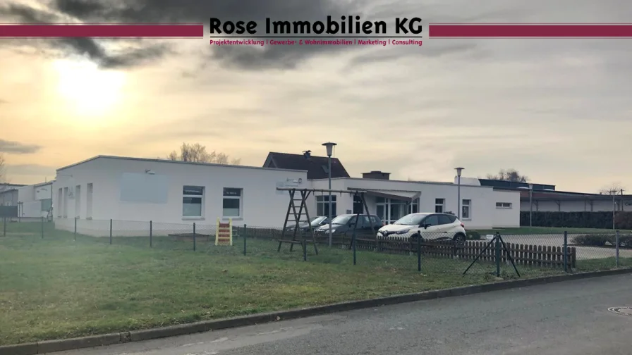 Nord Ansicht - Zinshaus/Renditeobjekt kaufen in Stadthagen - ROSE IMMOBILIEN KG: Faktor 13,3! Therapiezentrum/ Wellness/ Büroimmobilie mit Erweiterungspotential!