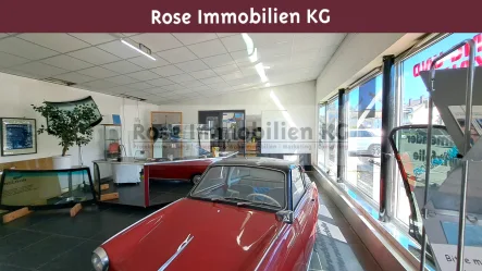 Ausstellung - Halle/Lager/Produktion mieten in Minden - ROSE IMMOBILIEN KG: Lager, Ausstellung und Büros mit guter Sichtbarkeit in Minden zu vermieten!