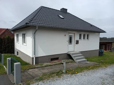 Vorderseite_1 - Haus kaufen in Warstein-Allagen - Ansprechender Bungalow in Warstein OT Allagen