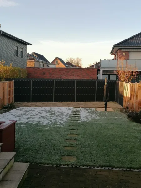 Terrasse und Garten