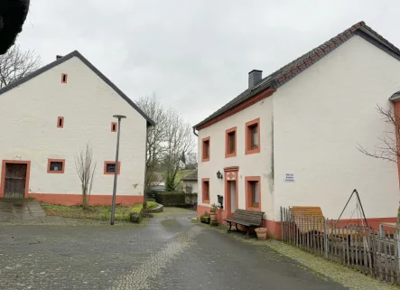 Wißmannsdorf - Haus kaufen in Wißmannsdorf - Geräumiges Einfamilienhaus mit sonnigem Gartengrundstück - nur 10min von Bitburg!