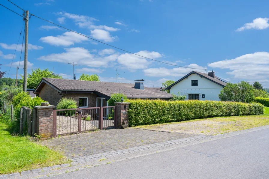  - Haus kaufen in Sefferweich - Attraktiver Bungalow in Ruhelage von Sefferweich - 5min zur A60 - 10min nach Bitburg!