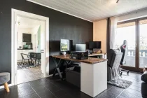 Büro/ Esszimmer