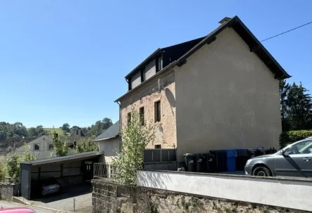 Körperich_ - Haus kaufen in Körperich - Sanierungsprojekt! Einfamilienhaus mit Doppelgarage und Carport in Körperich! L- Vianden 5min.