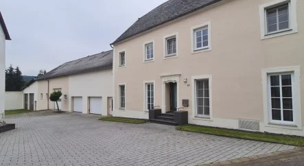 Geichlingen - Haus kaufen in Geichlingen - Solides Bauernhaus mit großen Nebengebäuden! L - Vianden nur 6min!