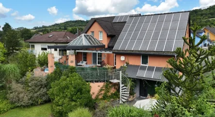 Rückansicht - Haus kaufen in Ralingen-Godendorf - Renditeobjekt mit Charme in direkter Grenznähe zu Luxemburg!