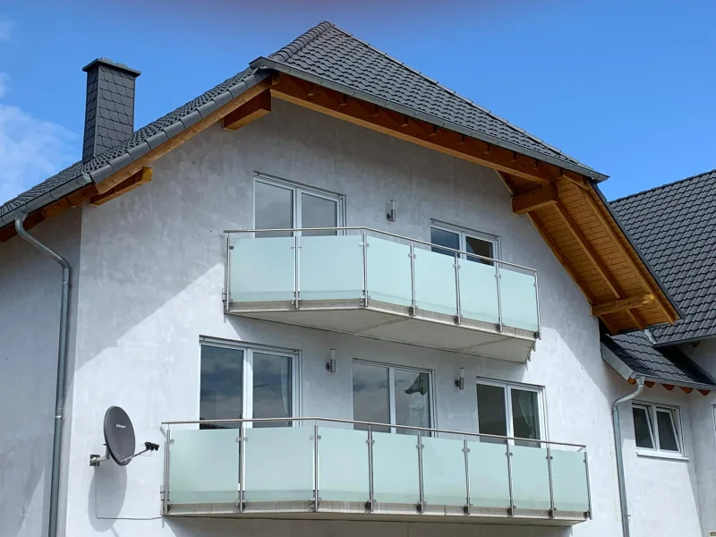  - Wohnung kaufen in Ramstein-Miesenbach - ***Exklusives Wohnen*** Modern, schick & gepflegt - ansprechende Maisonette-Whg in  Duplexhaus