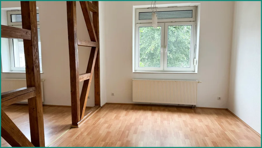 Wohnzimmer in der EG-Wohnung