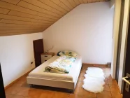 Schlafzimmer DG