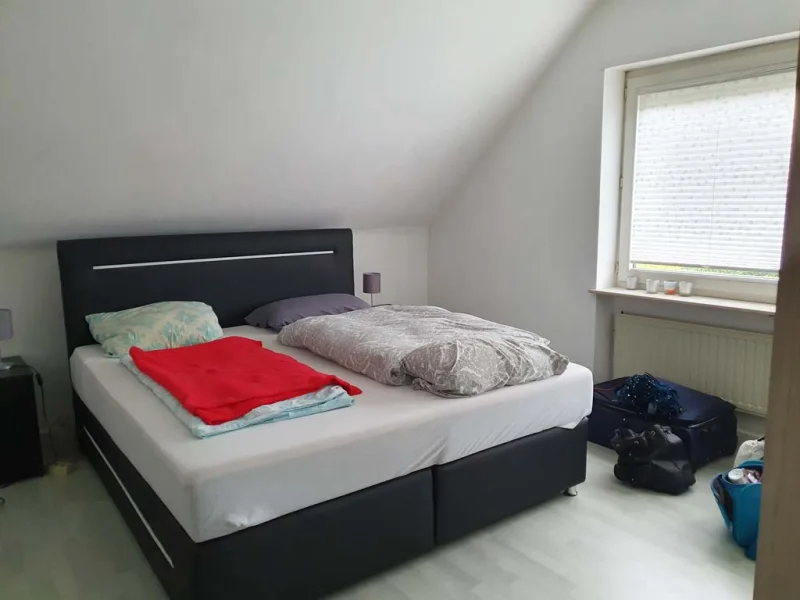 Elternschlafzimmer DG