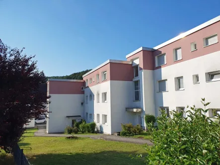 Ansicht - Wohnung kaufen in Landstuhl - Renovierte Eigentumswohnung mit Balkon und Garage