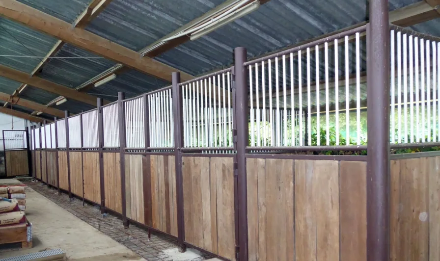 charmanter Pferdestall - Haus kaufen in Waldbröl - Dieses Objekt in Waldbröl eignet sich perfekt für Mensch und Tier!